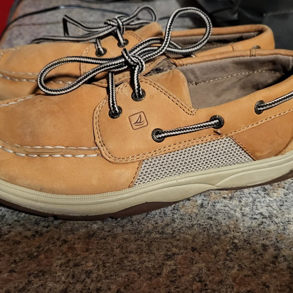 Boys Sperry shoes